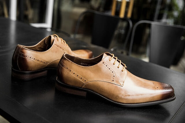 Top 5 men shoes you must have